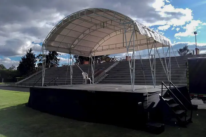 Alquiler graderias tarimas carpas en Bogota