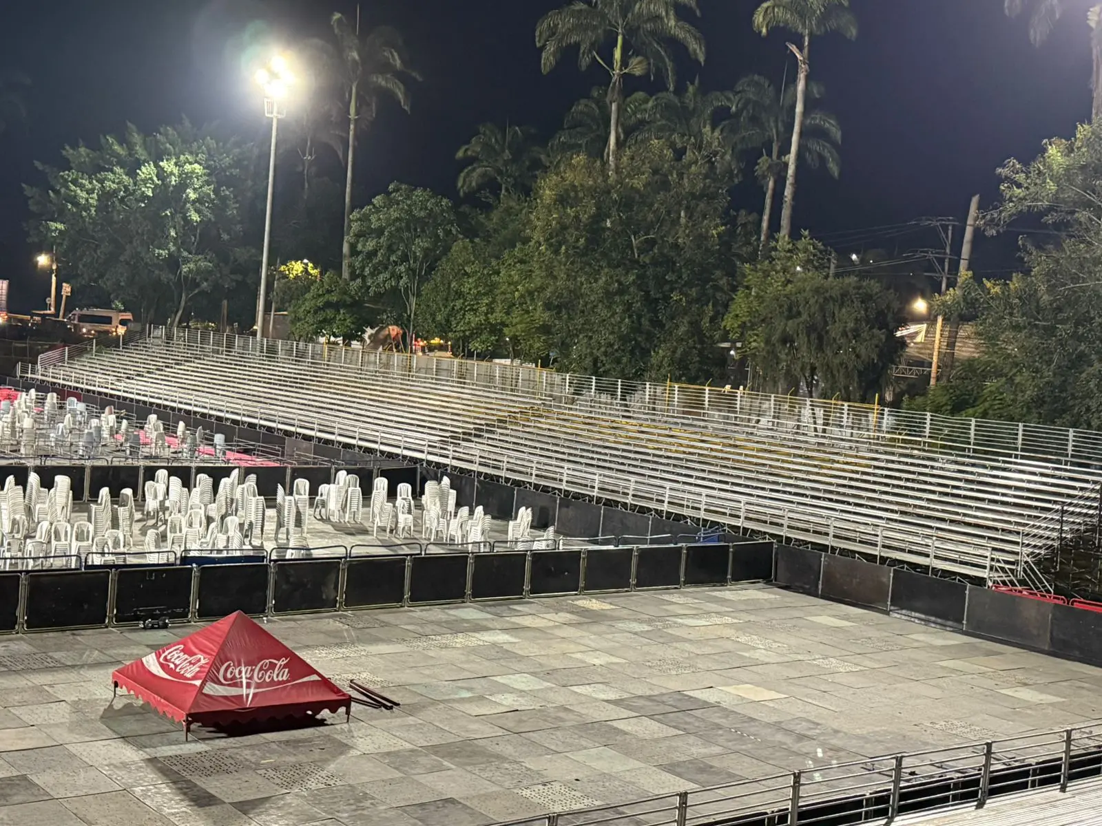 Graderías metálicas para público en eventos masivos