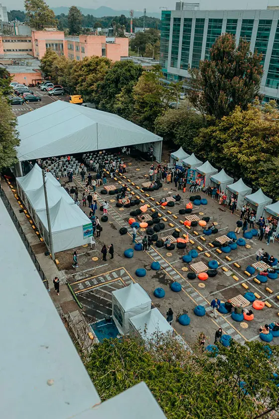 Carpas tipo pabellón para cobertura total en eventos en Bogotá y alrededores
