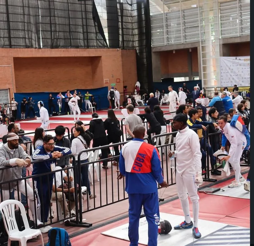 Alquiler-de-vallas-de-contención-para-eventos-sociales-y-corporativos