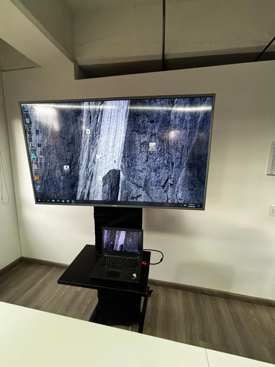 alquiler-de-televisores-en-la-sabana-para-eventos